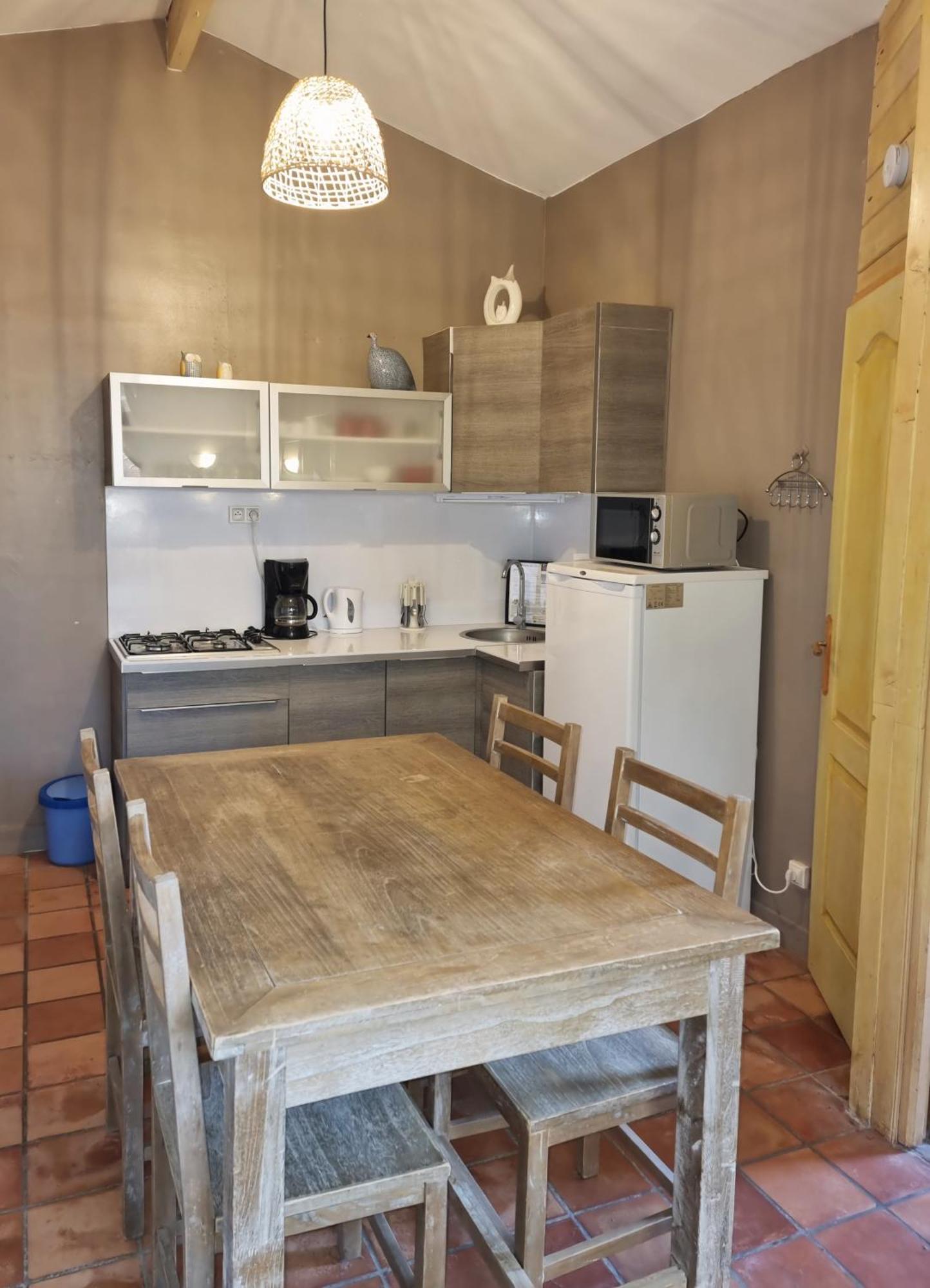 Pousterle De Sabran - Piscine & Hammam Apartamento Quarto foto